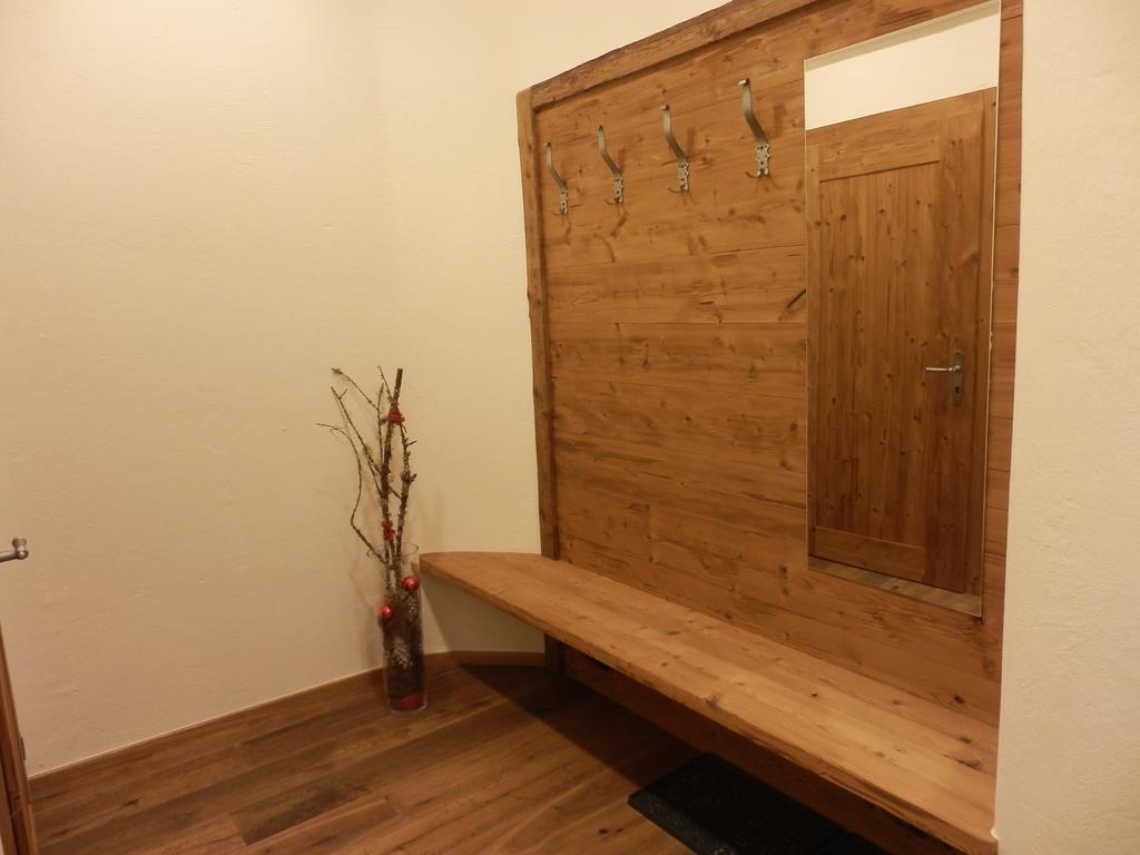 Appartamento Haus Alpenflora Flirsch Esterno foto